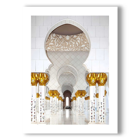 Minimalist travel poster with a focus on majestic mosque architecture.