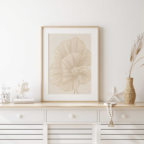 Monochrome floral outline print with elegant organic curves